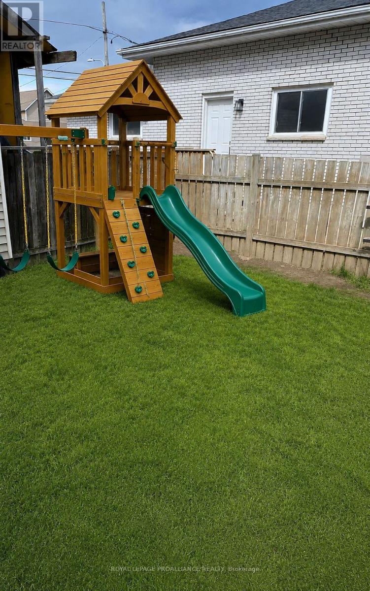49 Crown Street, Quinte West, Ontario  K8V 1P1 - Photo 21 - X13560790