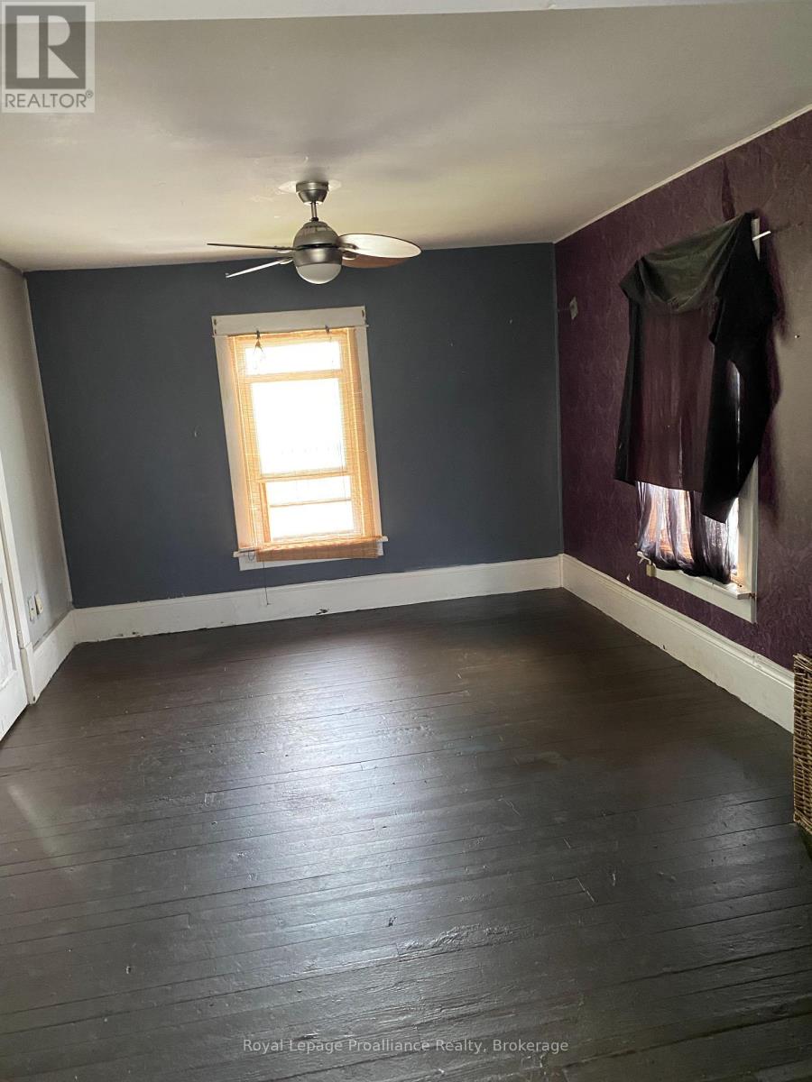 49 Crown Street, Quinte West, Ontario  K8V 1P1 - Photo 24 - X13560790