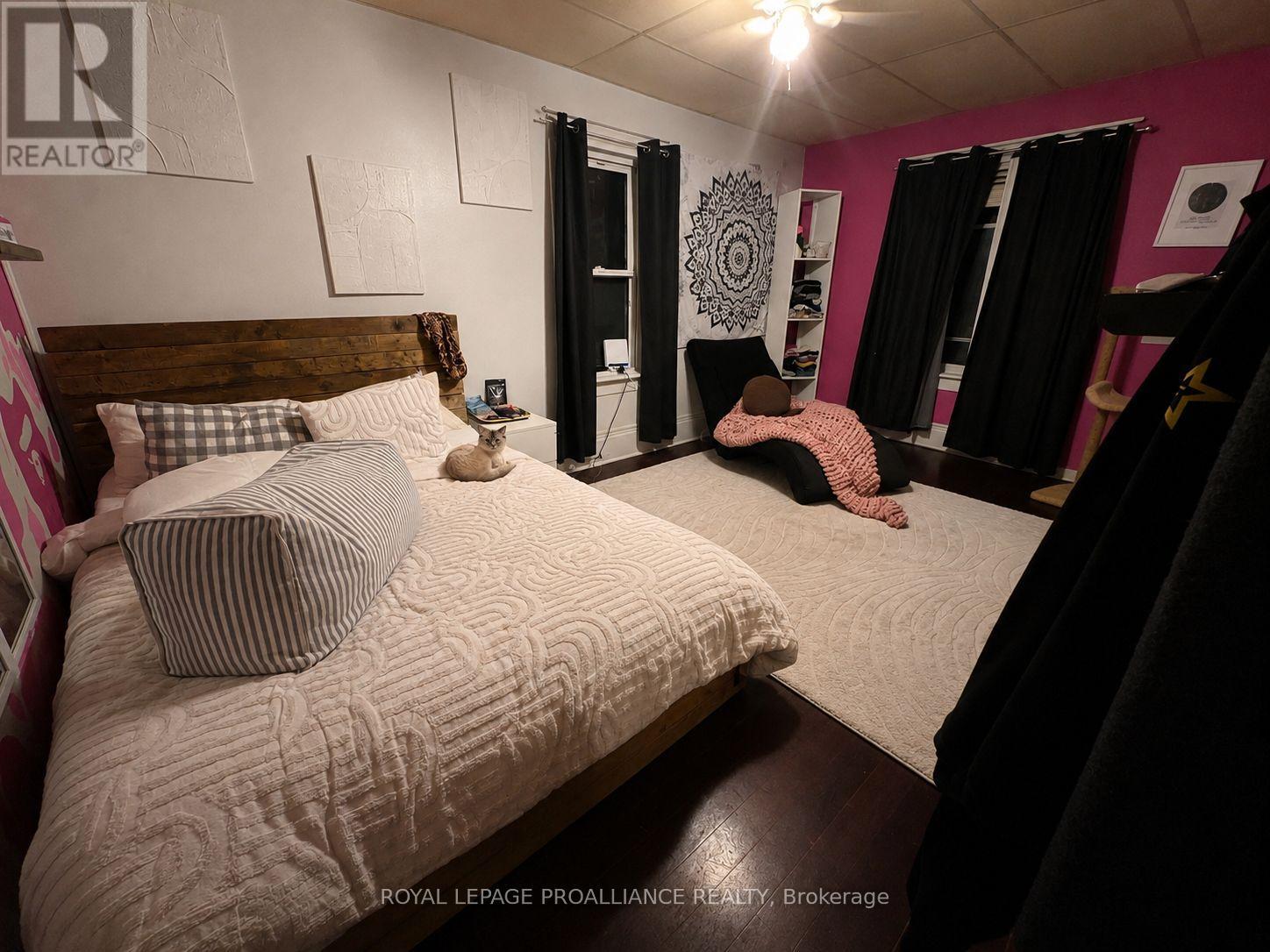 49 Crown Street, Quinte West, Ontario  K8V 1P1 - Photo 8 - X13560790