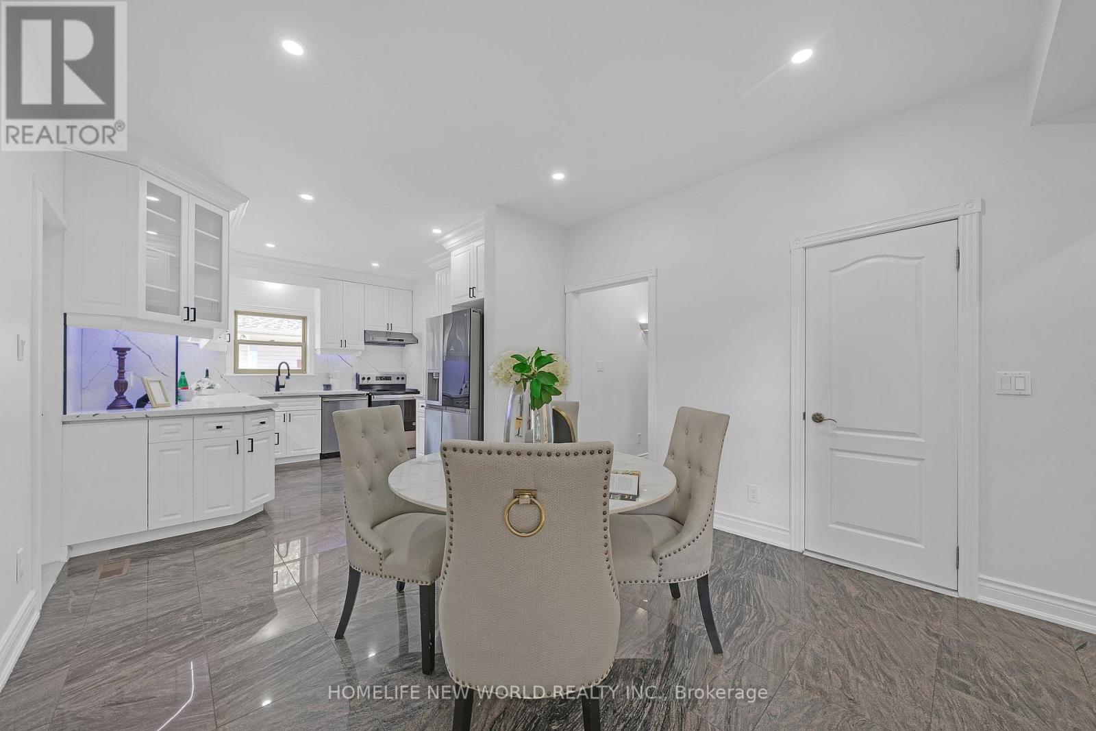 9 Pavillion Street, Markham, Ontario  L3R 1N8 - Photo 18 - N13681902