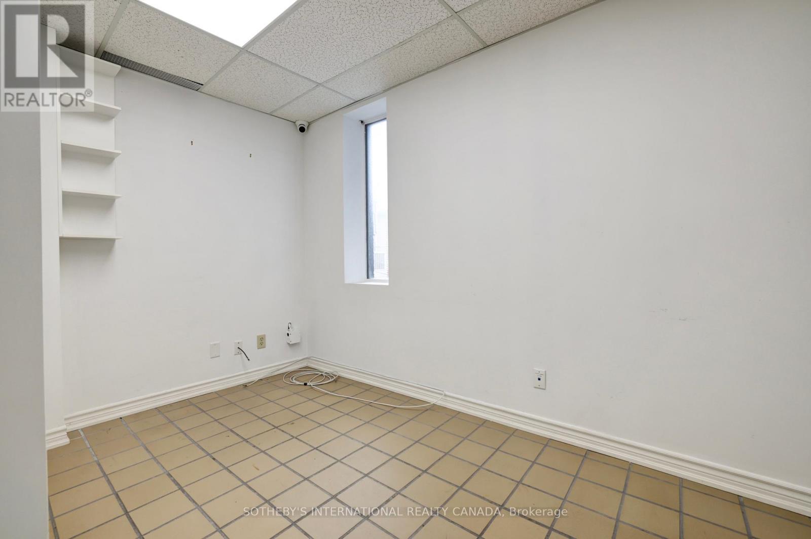 203 - 1655 Dufferin Street, Toronto, Ontario M6E 1B2 - Photo 11 - W13222424