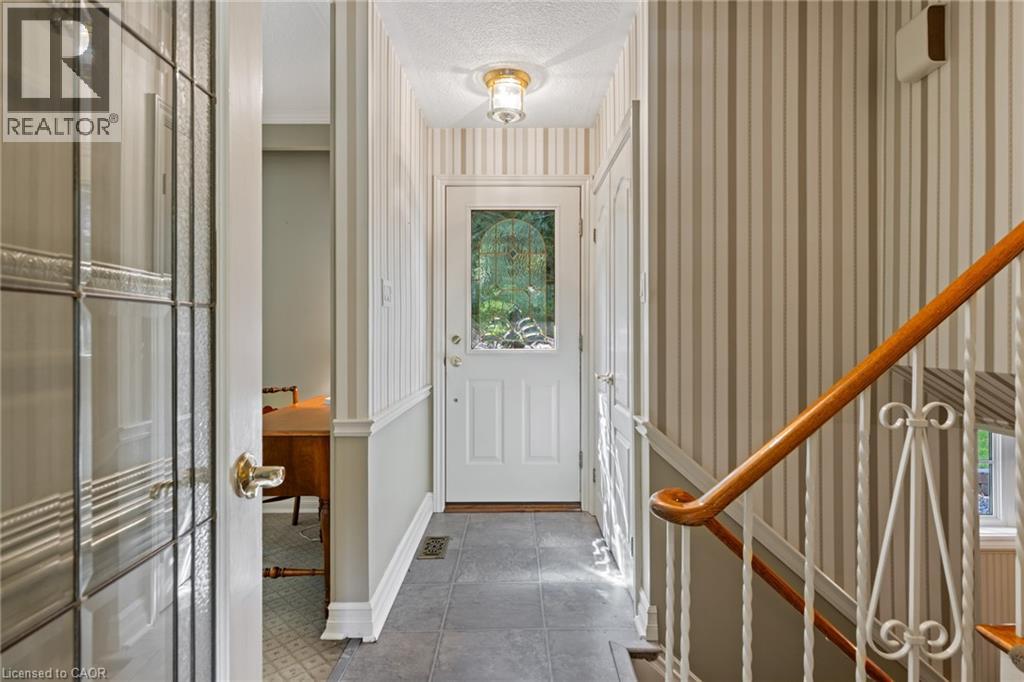 401 Cairncroft Road, Oakville, Ontario  L6J 4M8 - Photo 7 - 40856200
