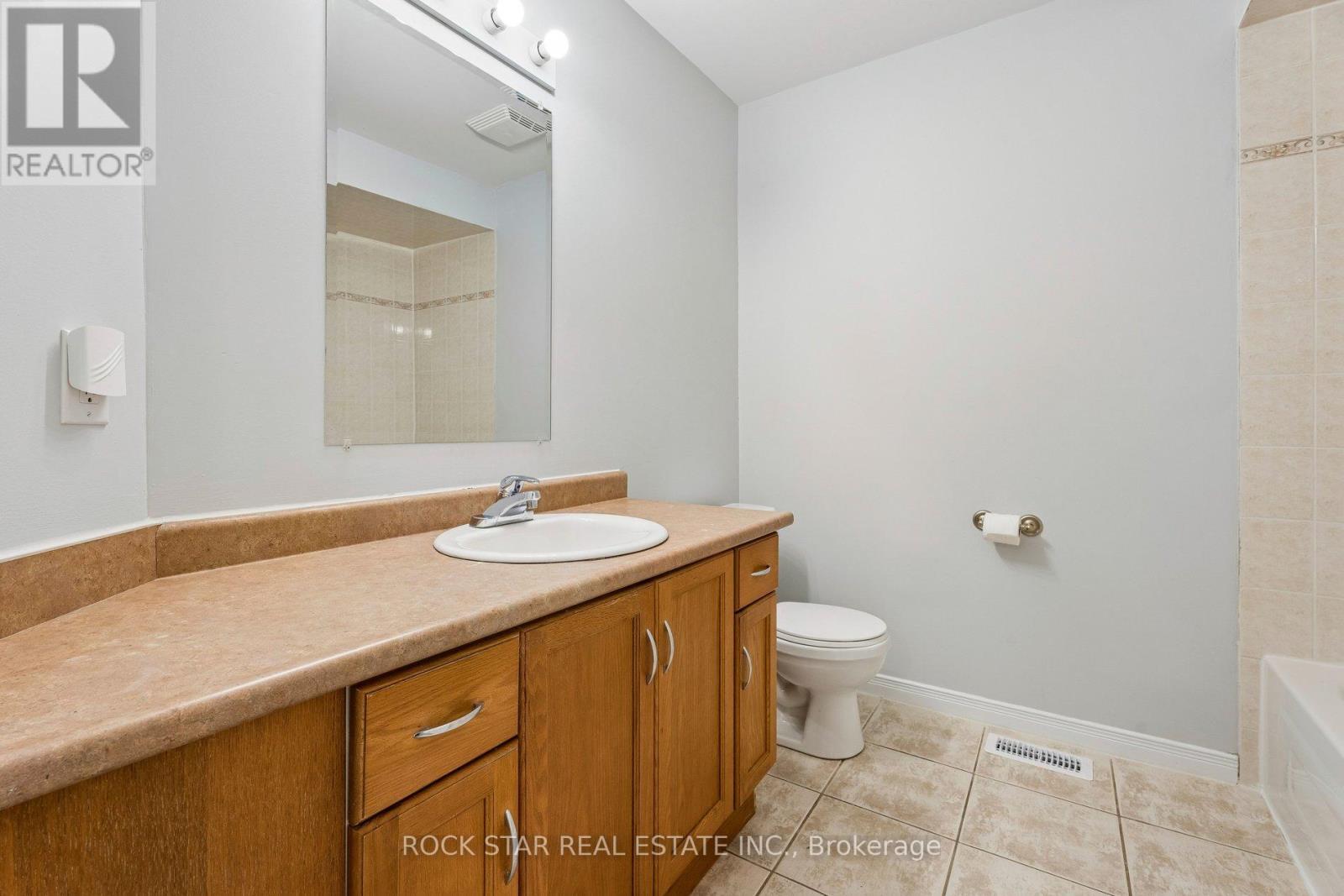 3 - 1860 Upper Gage Avenue, Hamilton, Ontario  L8W 3Y6 - Photo 20 - X13682850