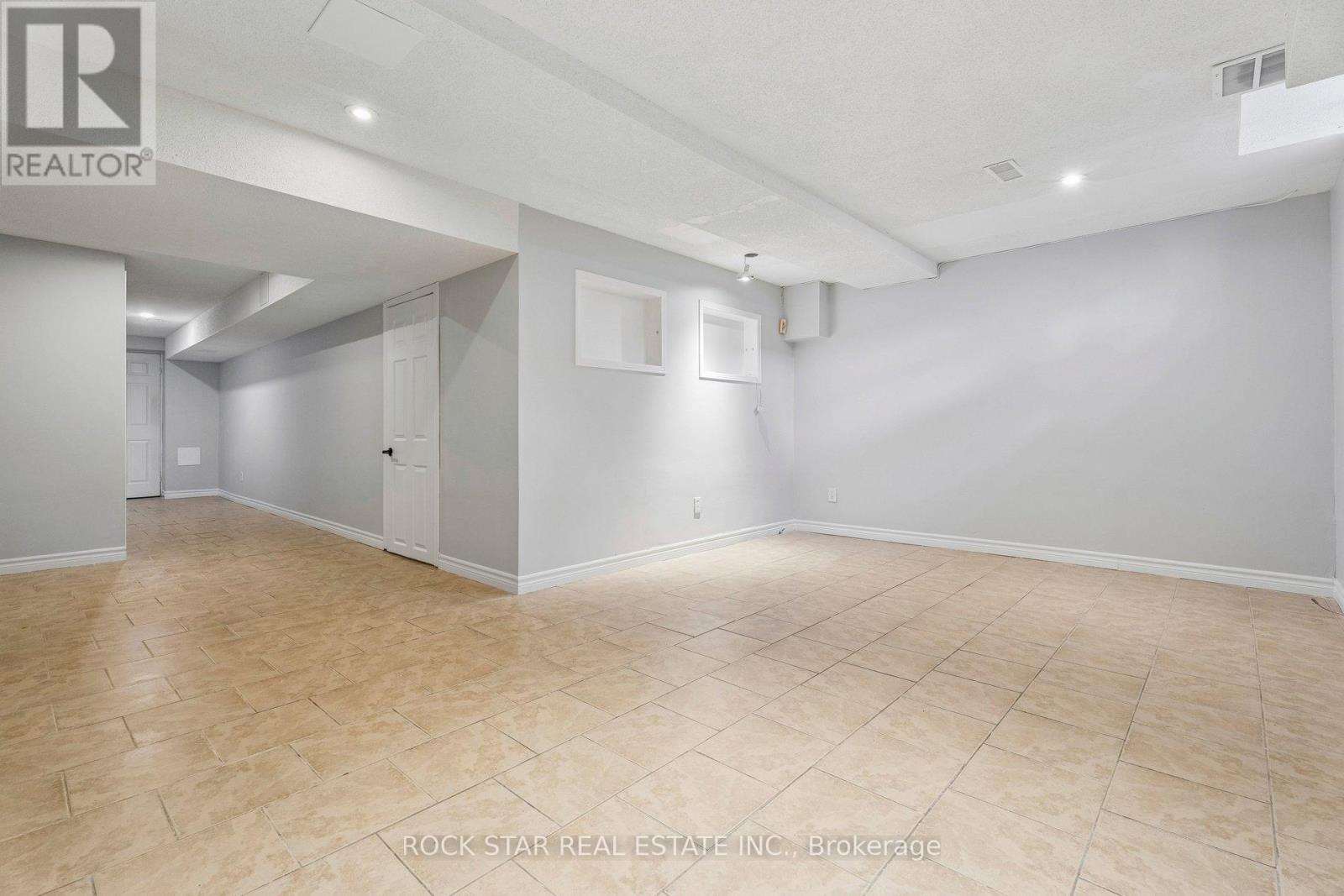 3 - 1860 Upper Gage Avenue, Hamilton, Ontario  L8W 3Y6 - Photo 25 - X13682850