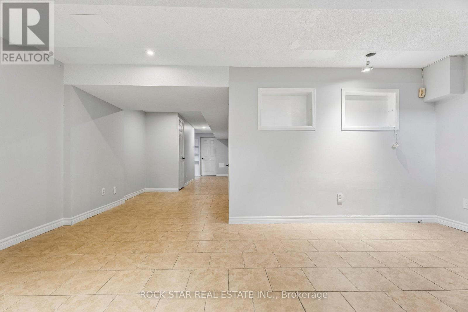 3 - 1860 Upper Gage Avenue, Hamilton, Ontario  L8W 3Y6 - Photo 26 - X13682850