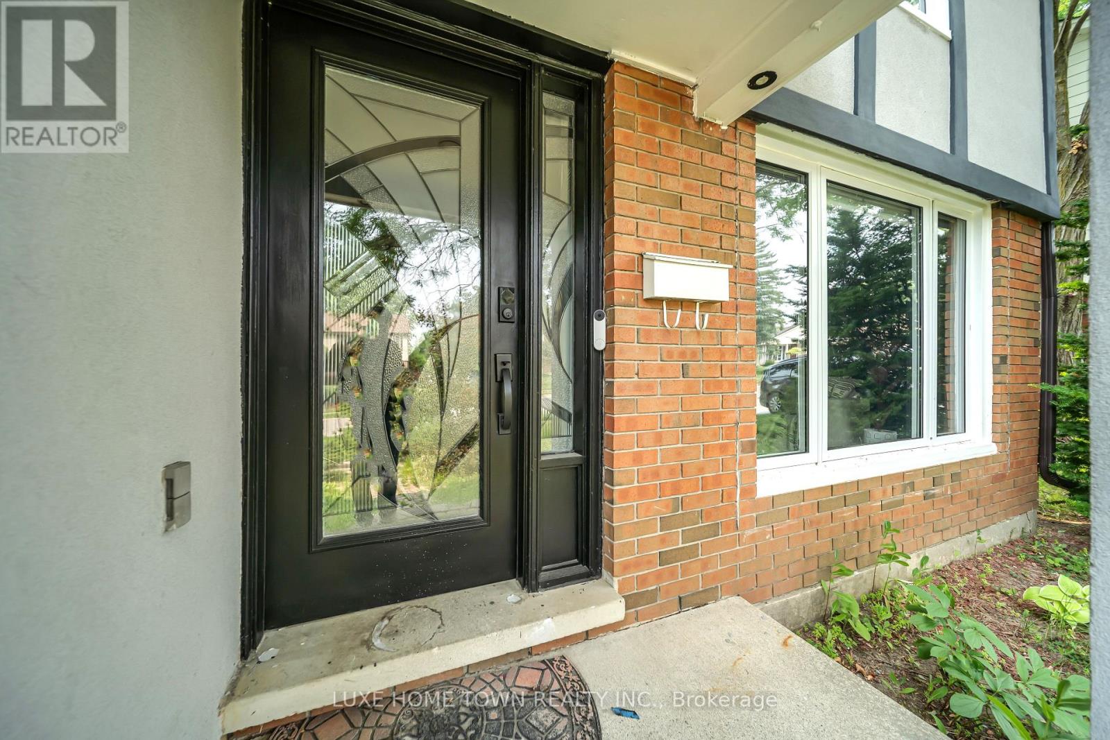 37 Ferman Drive, Guelph, Ontario  N1H 7C9 - Photo 5 - X13683038