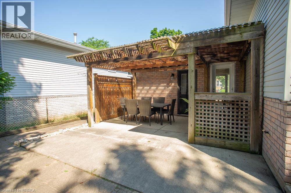 27 Myrtleville Drive, Brantford, Ontario  N3V 1B9 - Photo 31 - 40852680
