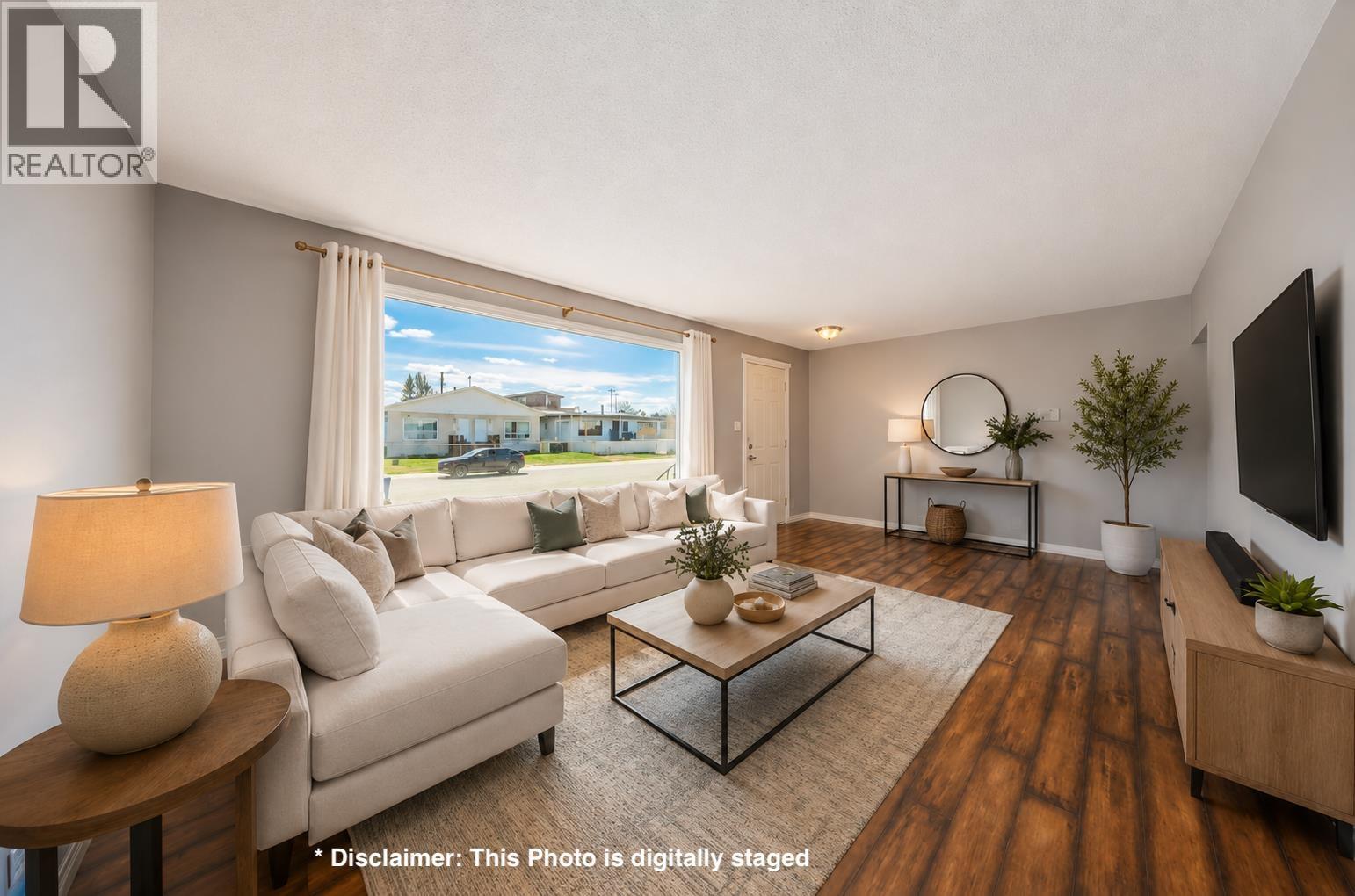 9720 103 Avenue, Fort St. John, British Columbia  V1J 2H1 - Photo 4 - R3124335