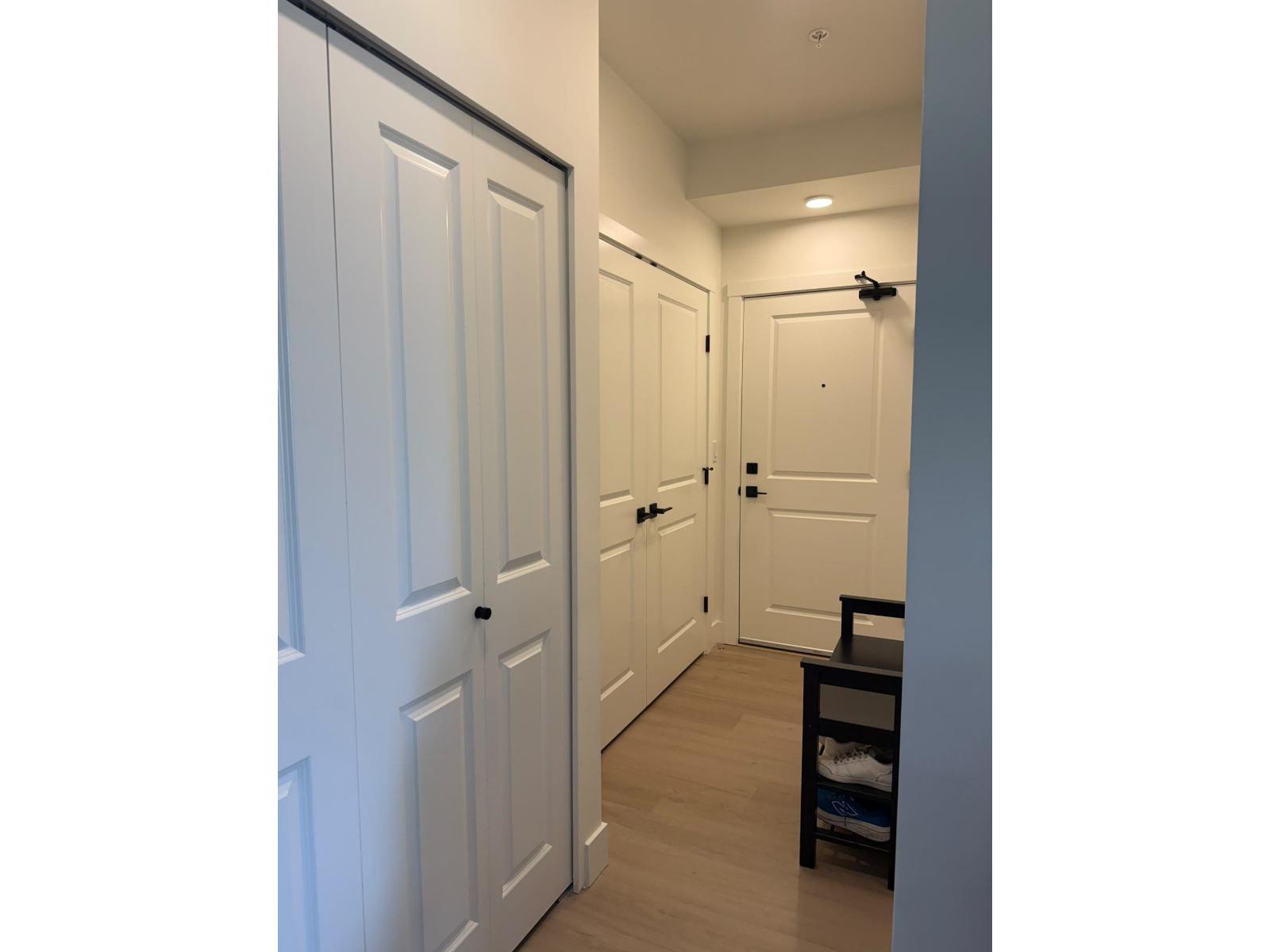 207 3528 146a Street, Surrey, British Columbia  V4P 0H4 - Photo 4 - R3155635
