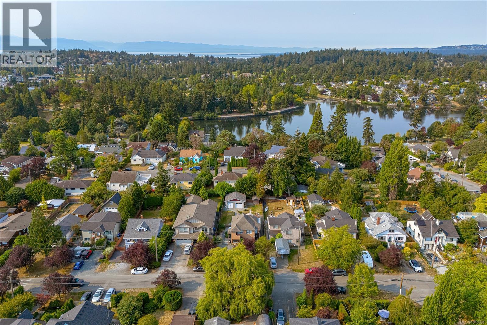 367 Vincent Ave, Saanich, British Columbia  V9A 2G8 - Photo 64 - 1040891