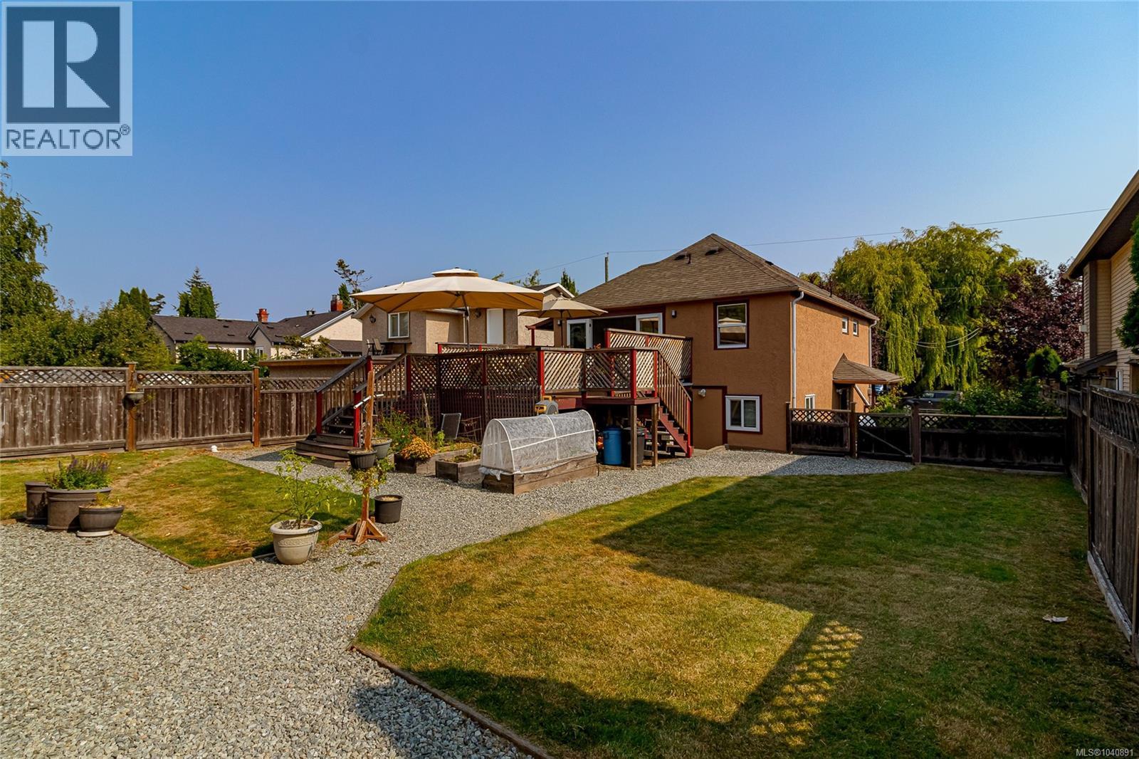 367 Vincent Ave, Saanich, British Columbia  V9A 2G8 - Photo 52 - 1040891