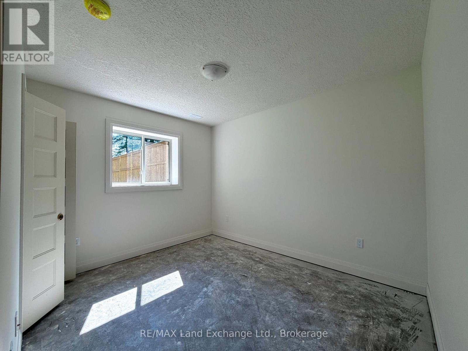 660 Devonshire Road, Saugeen Shores, Ontario  N0H 2C3 - Photo 13 - X13060028