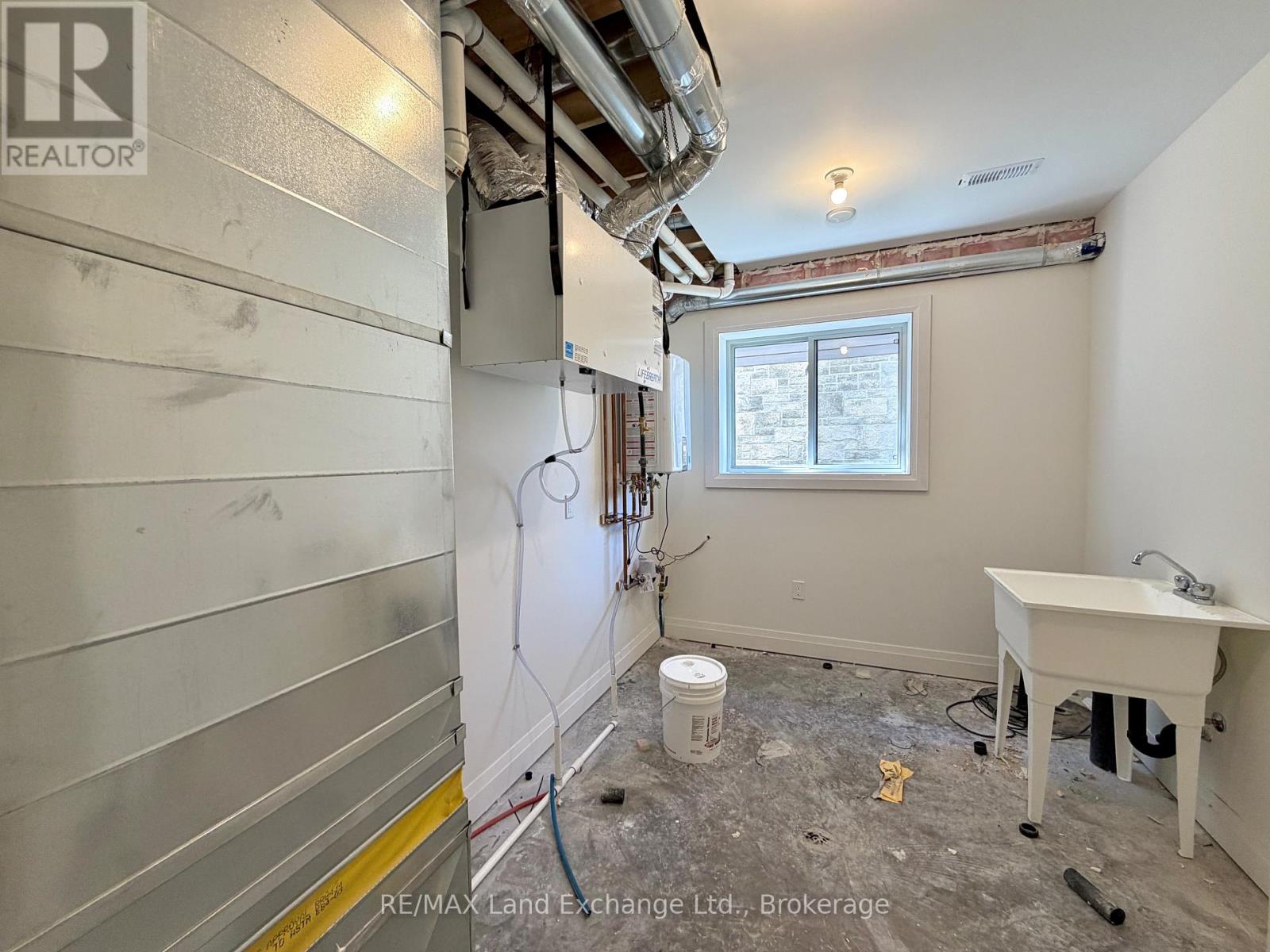 660 Devonshire Road, Saugeen Shores, Ontario  N0H 2C3 - Photo 15 - X13060028