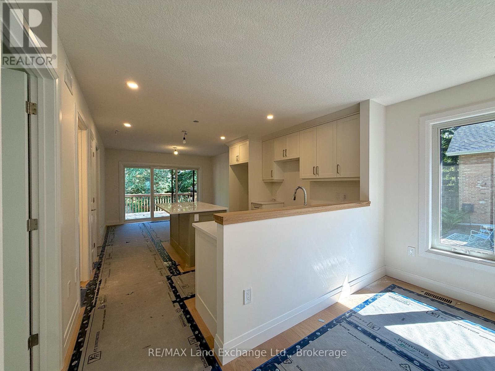 615 Hilker Street, Saugeen Shores, Ontario  N0H 2C4 - Photo 10 - X13071270
