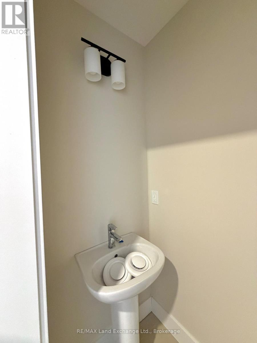 617 Hilker Street, Saugeen Shores, Ontario  N0H 2C4 - Photo 11 - X13112932