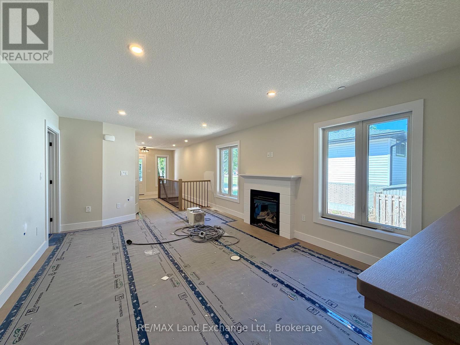 617 Hilker Street, Saugeen Shores, Ontario  N0H 2C4 - Photo 10 - X13112932