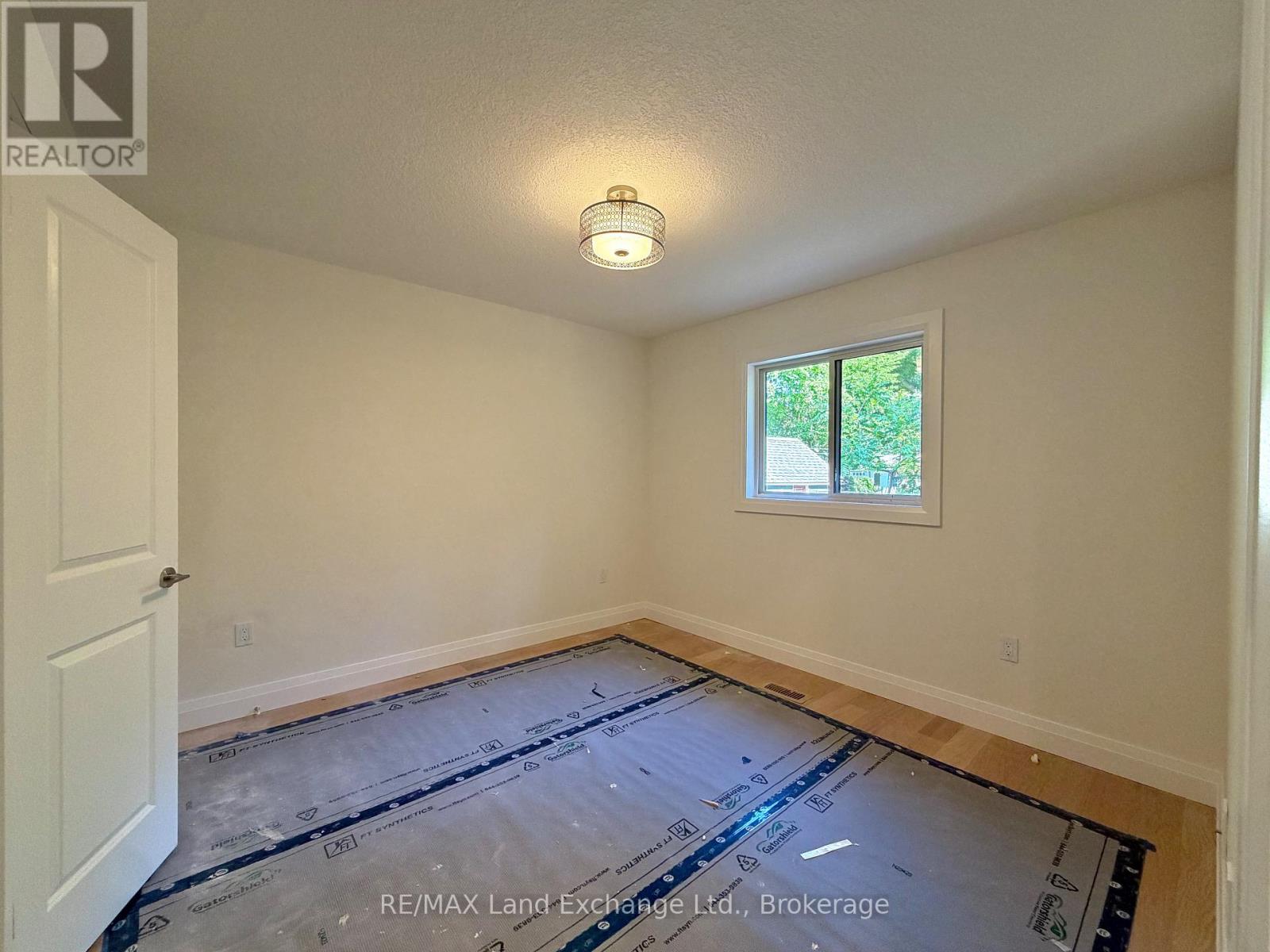 615 Hilker Street, Saugeen Shores, Ontario  N0H 2C4 - Photo 5 - X13071270