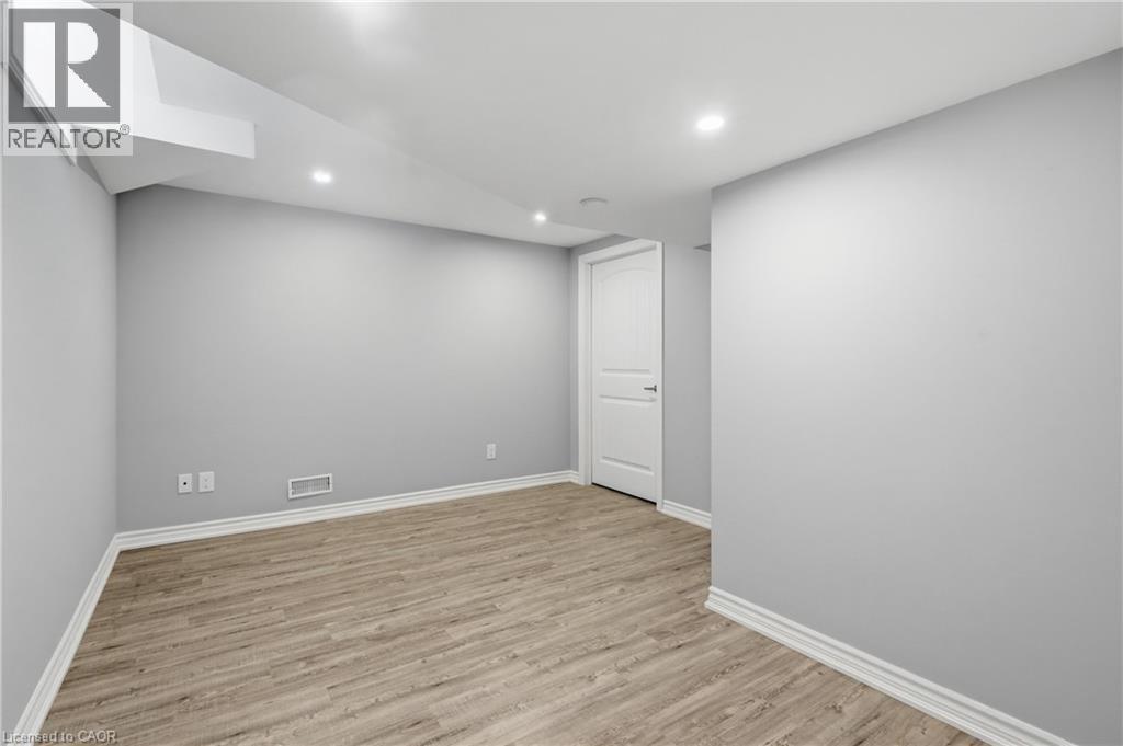 100 Springstead Avenue, Stoney Creek, Ontario  L8E 6E9 - Photo 24 - 40849981
