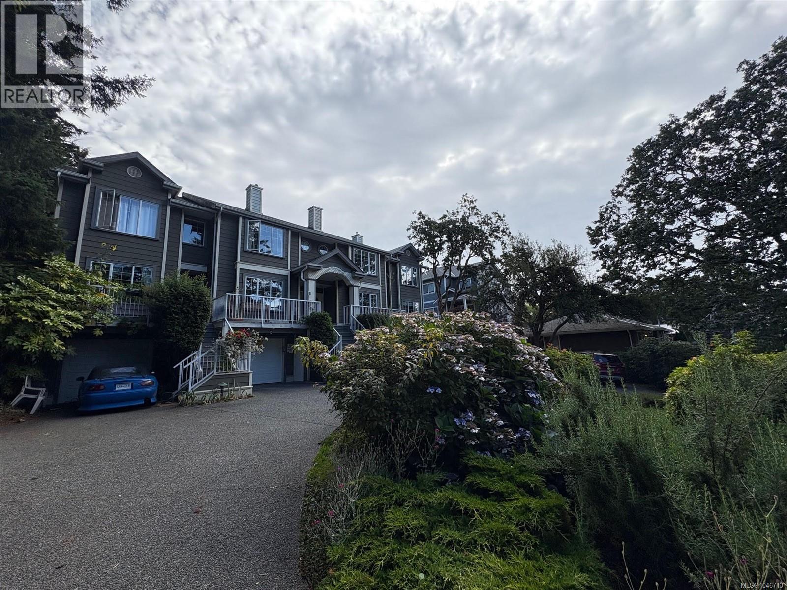 2 906 Admirals Rd, Esquimalt, British Columbia  V9A 2P4 - Photo 40 - 1046713