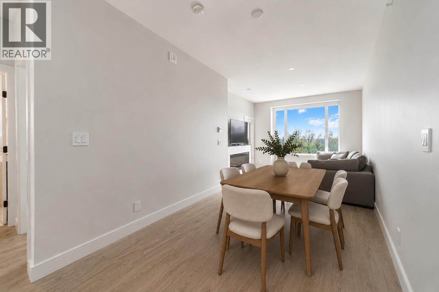 409 1633 Tatlow Avenue, North Vancouver, British Columbia  V7P 2Z8 - Photo 11 - R3156206