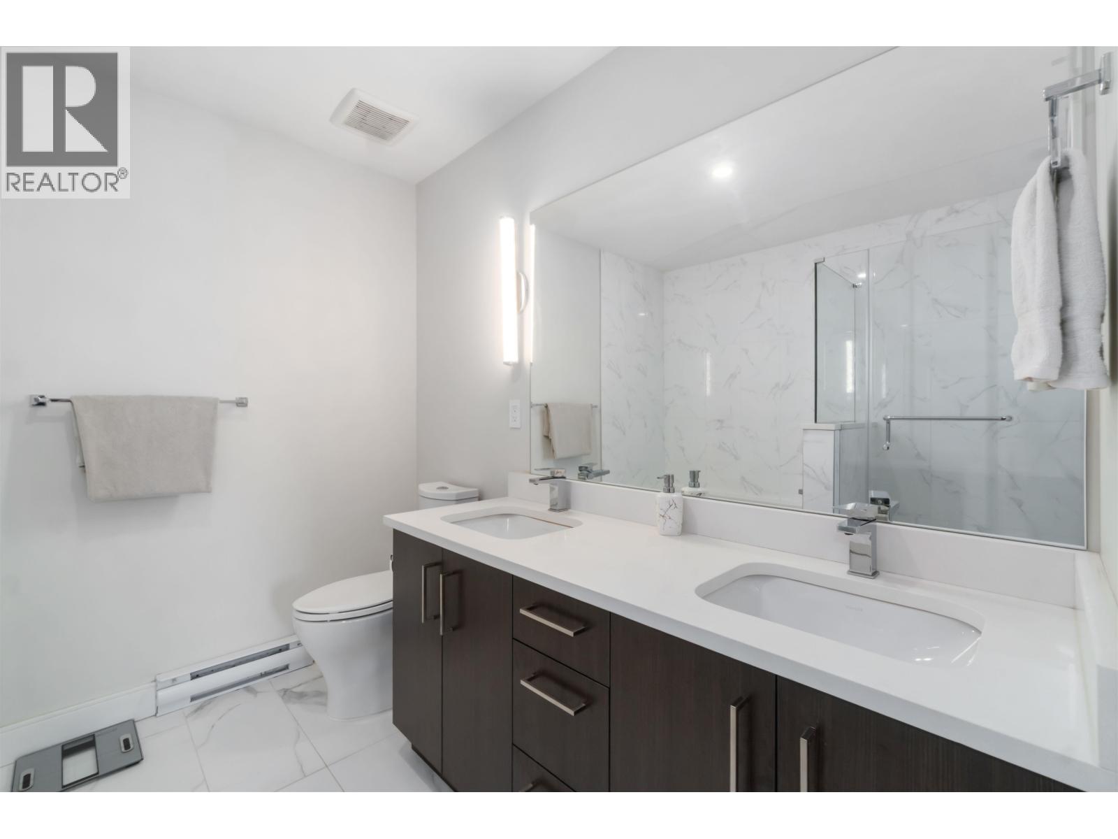 409 1633 Tatlow Avenue, North Vancouver, British Columbia  V7P 2Z8 - Photo 15 - R3156206