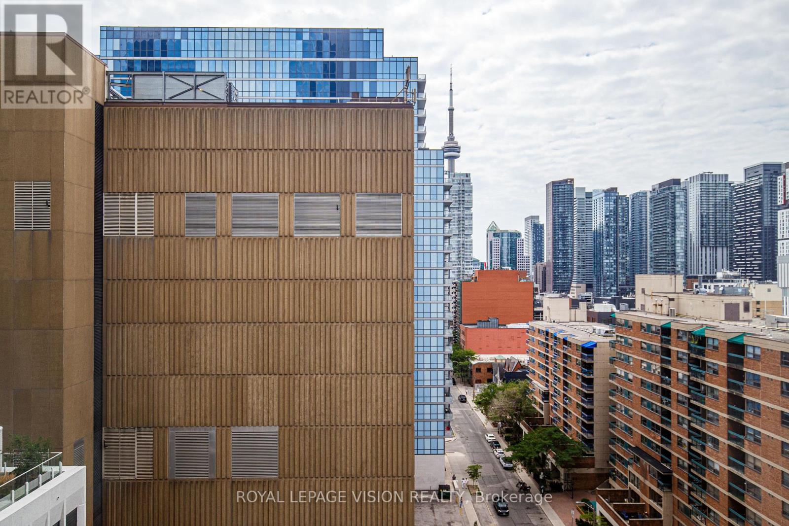 1121 - 121 St Patrick Street, Toronto, Ontario  M5T 0B8 - Photo 33 - C13670562