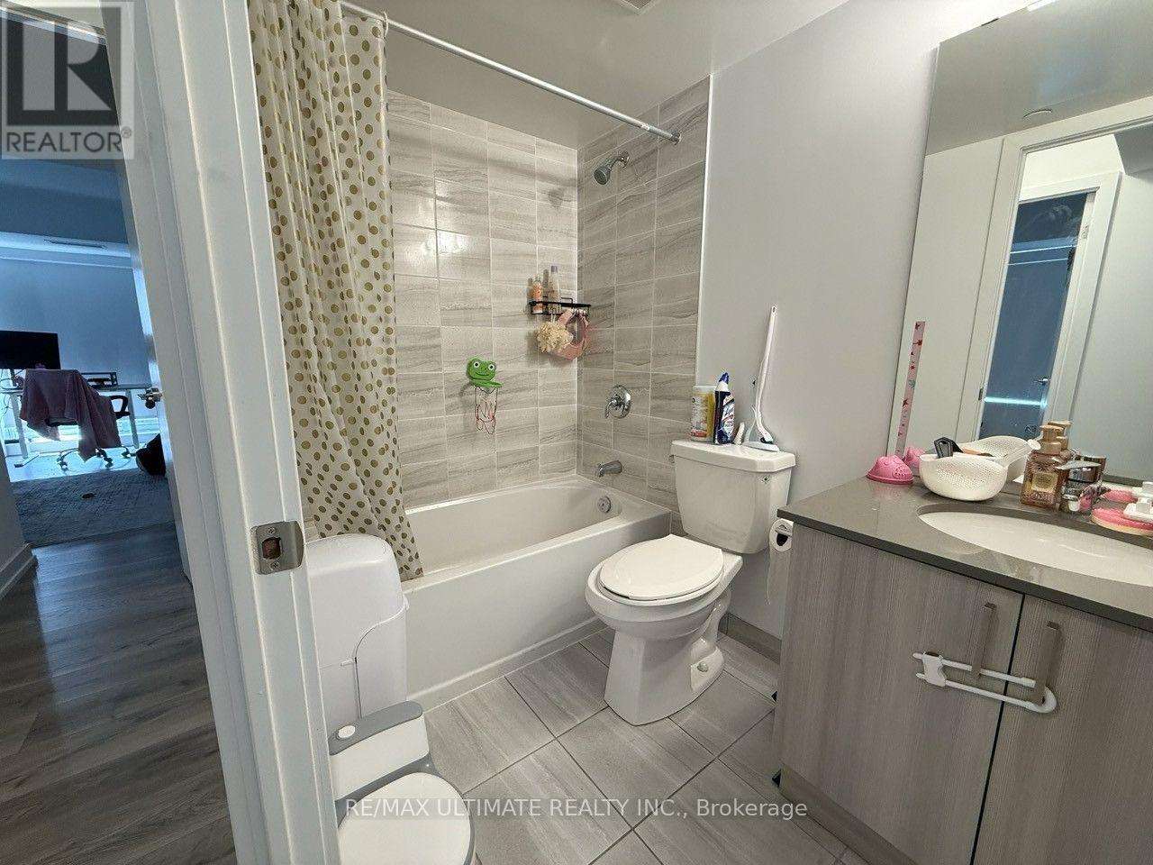 205 - 1435 Celebration Drive, Pickering, Ontario  L1W 0C4 - Photo 8 - E13682672