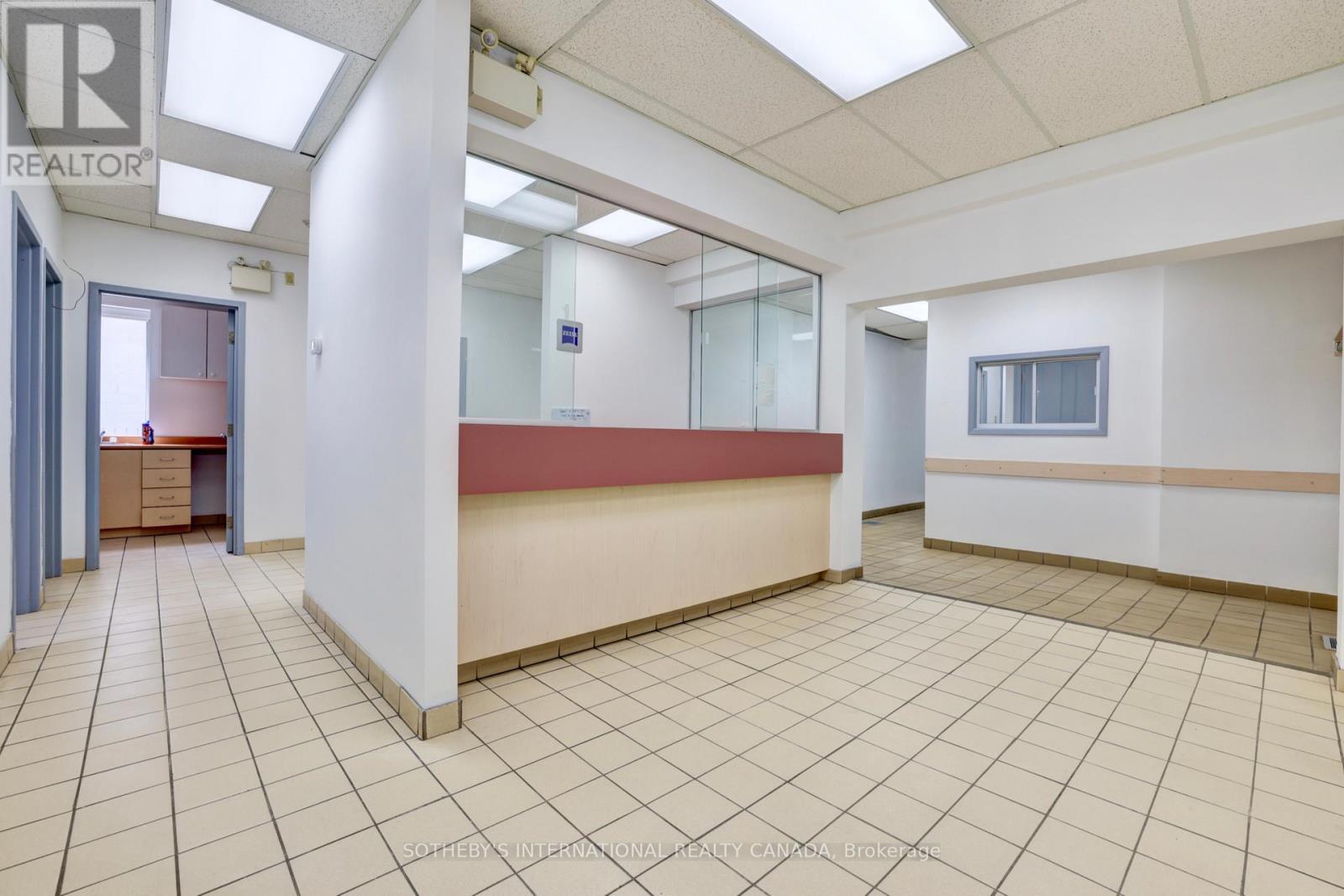 101 - 1655 Dufferin Street, Toronto, Ontario  M6E 1B2 - Photo 14 - W13578168