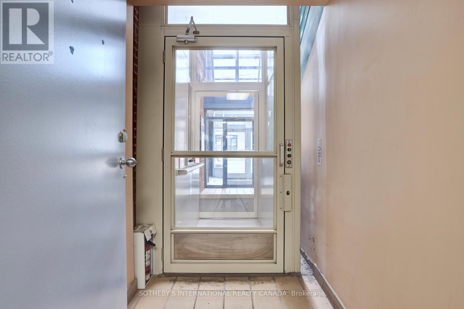 101 - 1655 Dufferin Street, Toronto, Ontario  M6E 1B2 - Photo 17 - W13578168