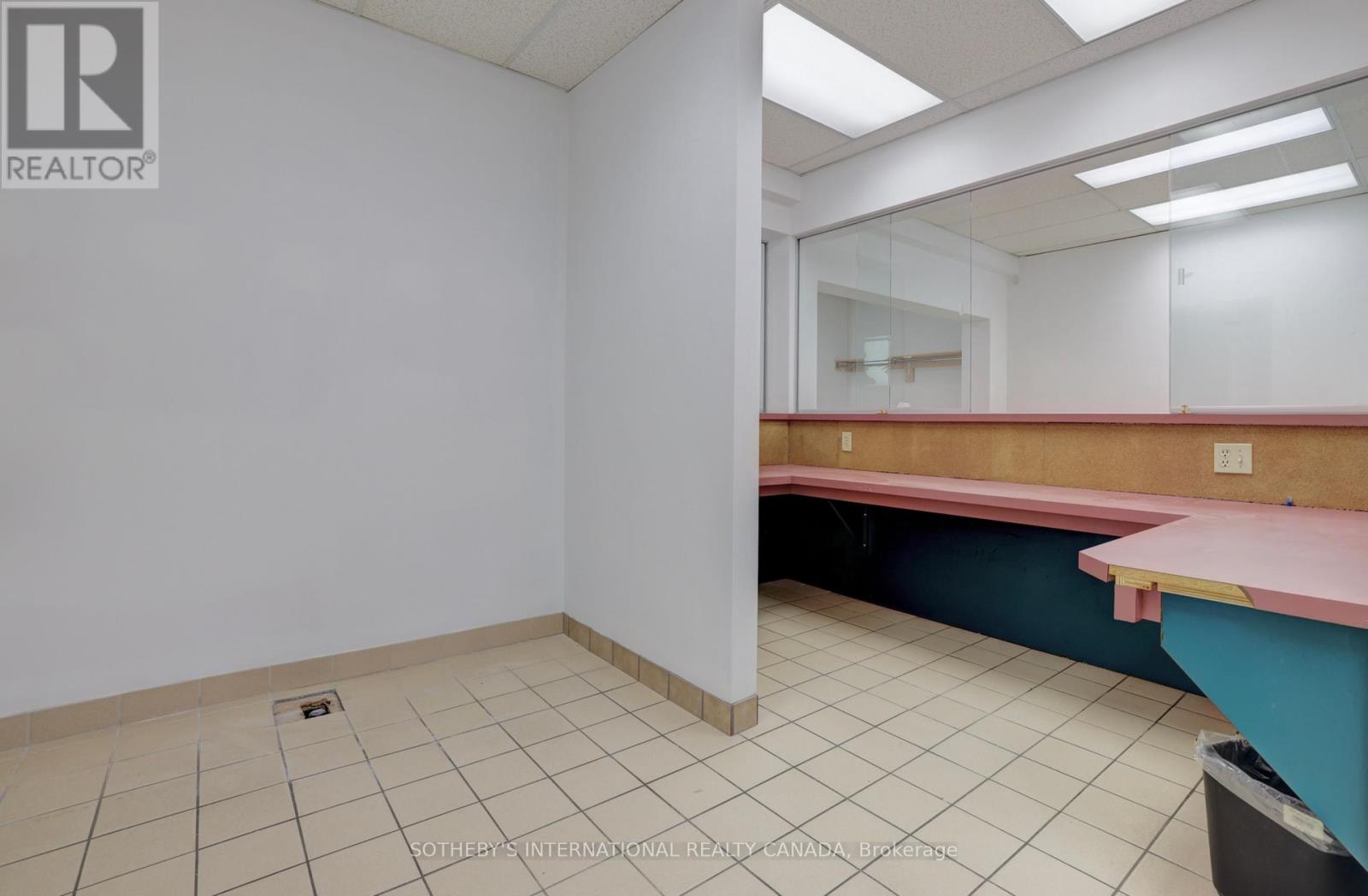101 - 1655 Dufferin Street, Toronto, Ontario  M6E 1B2 - Photo 22 - W13578168