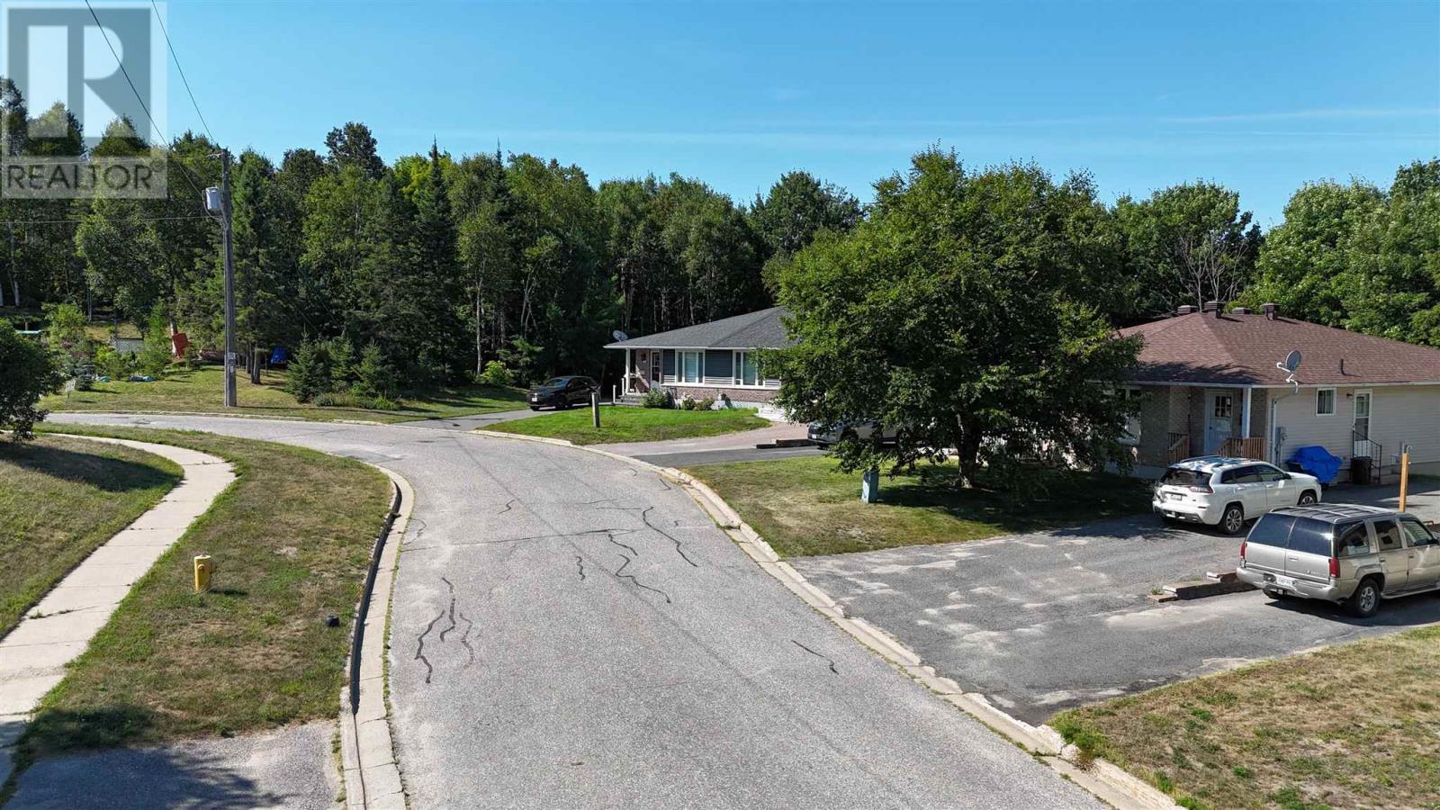 43 Capillo Rd, Elliot Lake, Ontario  P5A 2Z5 - Photo 19 - SM262202
