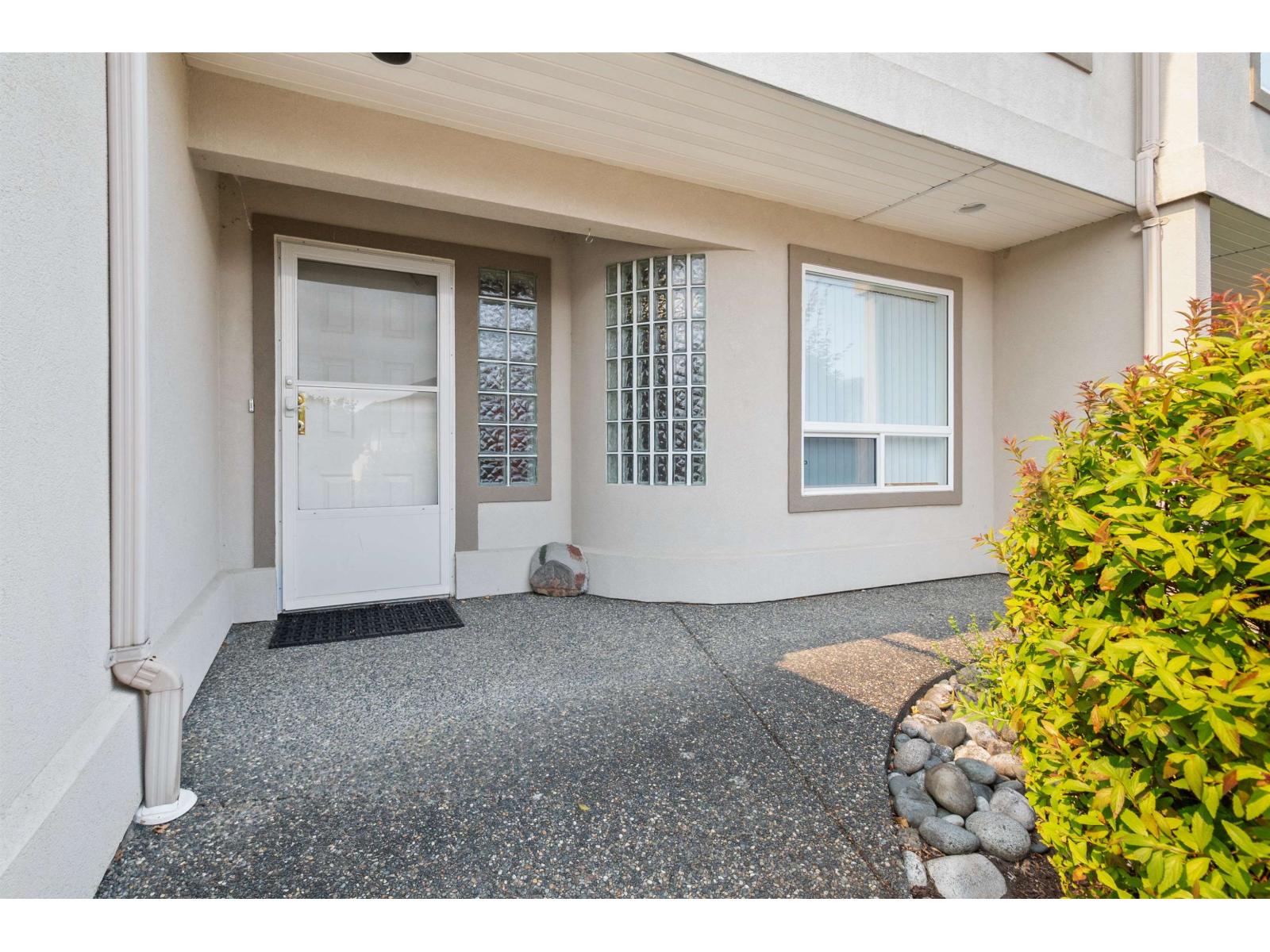 23 8590 Sunrise Drive, Chilliwack Mountain, Chilliwack, British Columbia  V2R 3Z4 - Photo 3 - R3155308