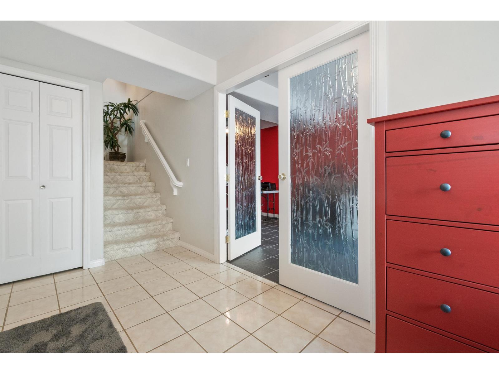 23 8590 Sunrise Drive, Chilliwack Mountain, Chilliwack, British Columbia  V2R 3Z4 - Photo 4 - R3155308