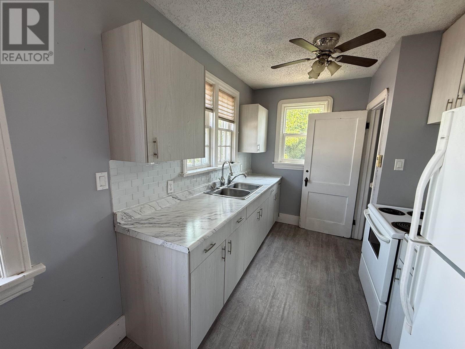 232 Mckellar St S, Thunder Bay, Ontario  P7E 1H7 - Photo 12 - TB2602159