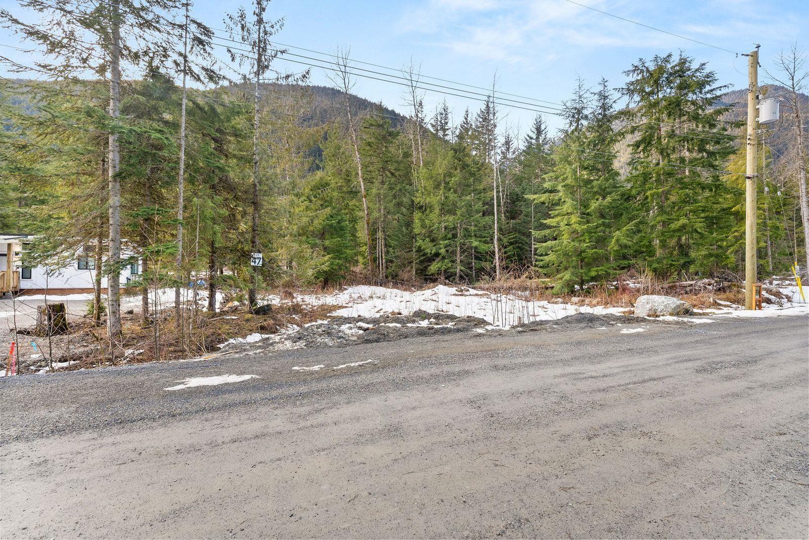 Sve 47 Old Hope Princeton Highway, Sunshine Valley, Hope, British Columbia  V0X 1L5 - Photo 2 - R3156248