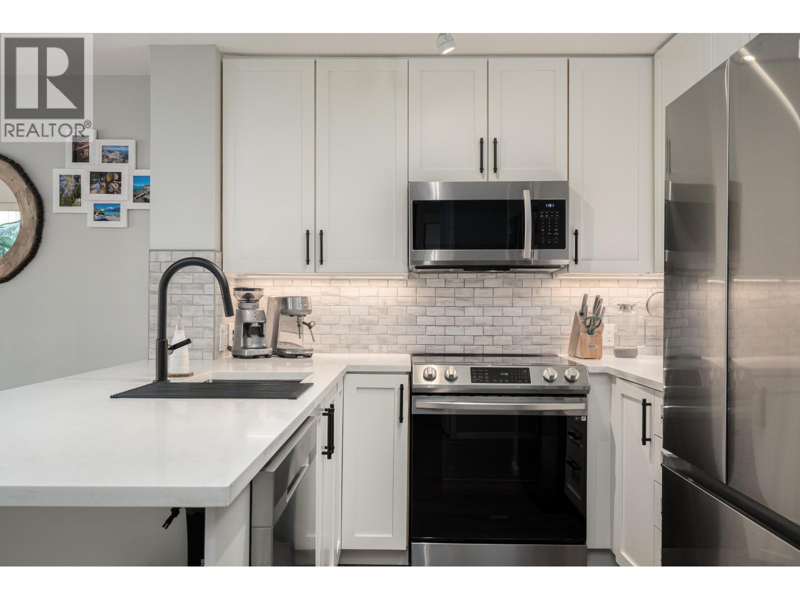 305 124 W 3rd Street, North Vancouver, British Columbia  V7M 1E8 - Photo 15 - R3149048