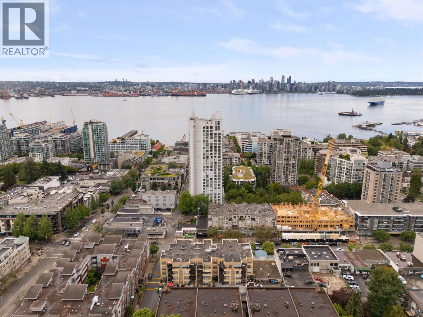 305 124 W 3rd Street, North Vancouver, British Columbia  V7M 1E8 - Photo 31 - R3149048