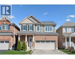 267 GROVEHILL Crescent, Kitchener, Ontario