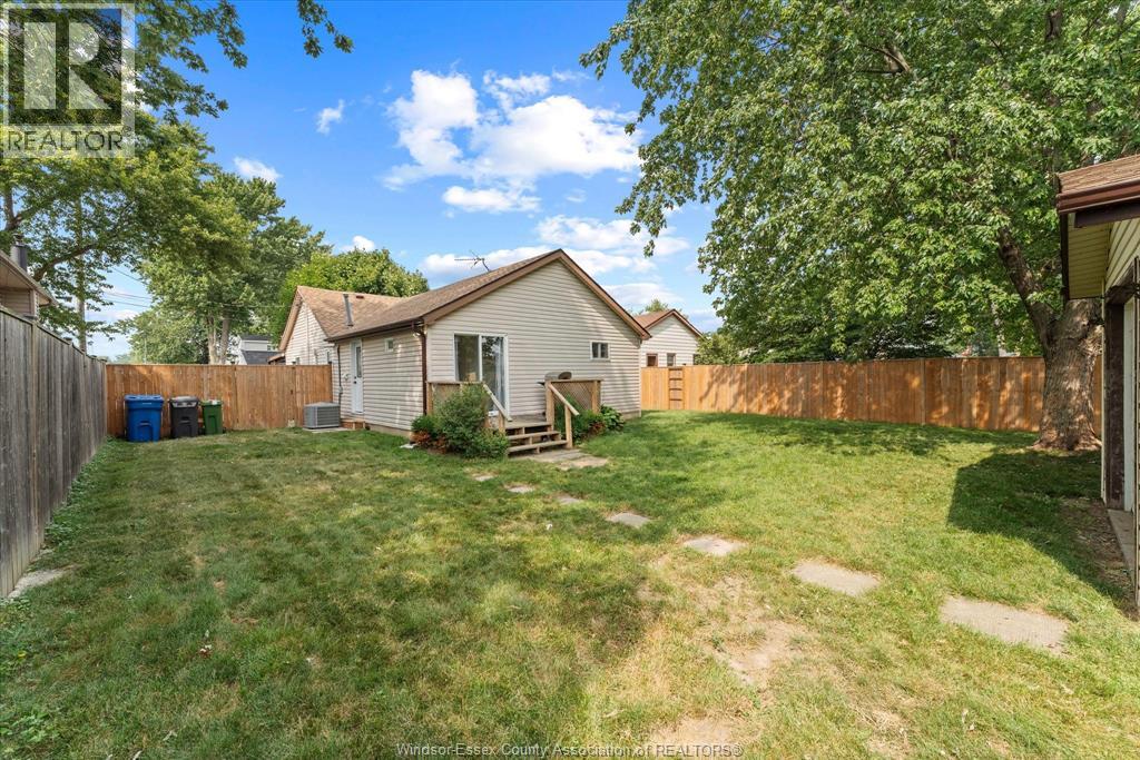 414 St Louis, Belle River, Ontario  N0R 1A0 - Photo 44 - 26020006