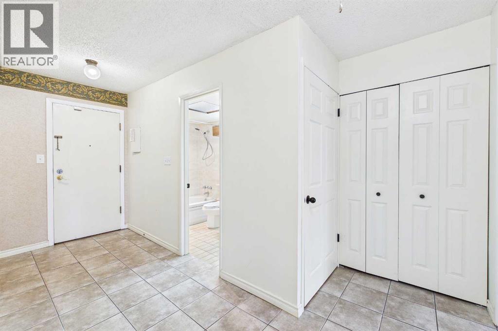 212, 3730 50 Street NW, Calgary, Alberta  T3A 2V9 - Photo 15 - A2331361
