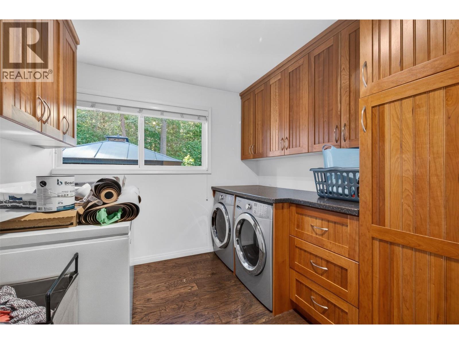 3180 28th Avenue NE, Salmon Arm, British Columbia  V1E 3G1 - Photo 31 - 10387194