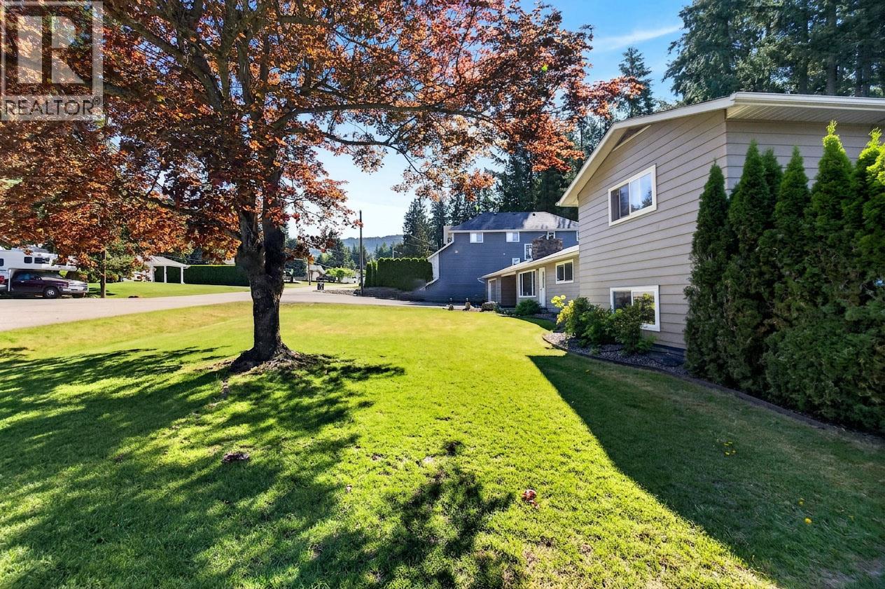 3180 28th Avenue NE, Salmon Arm, British Columbia  V1E 3G1 - Photo 44 - 10387194