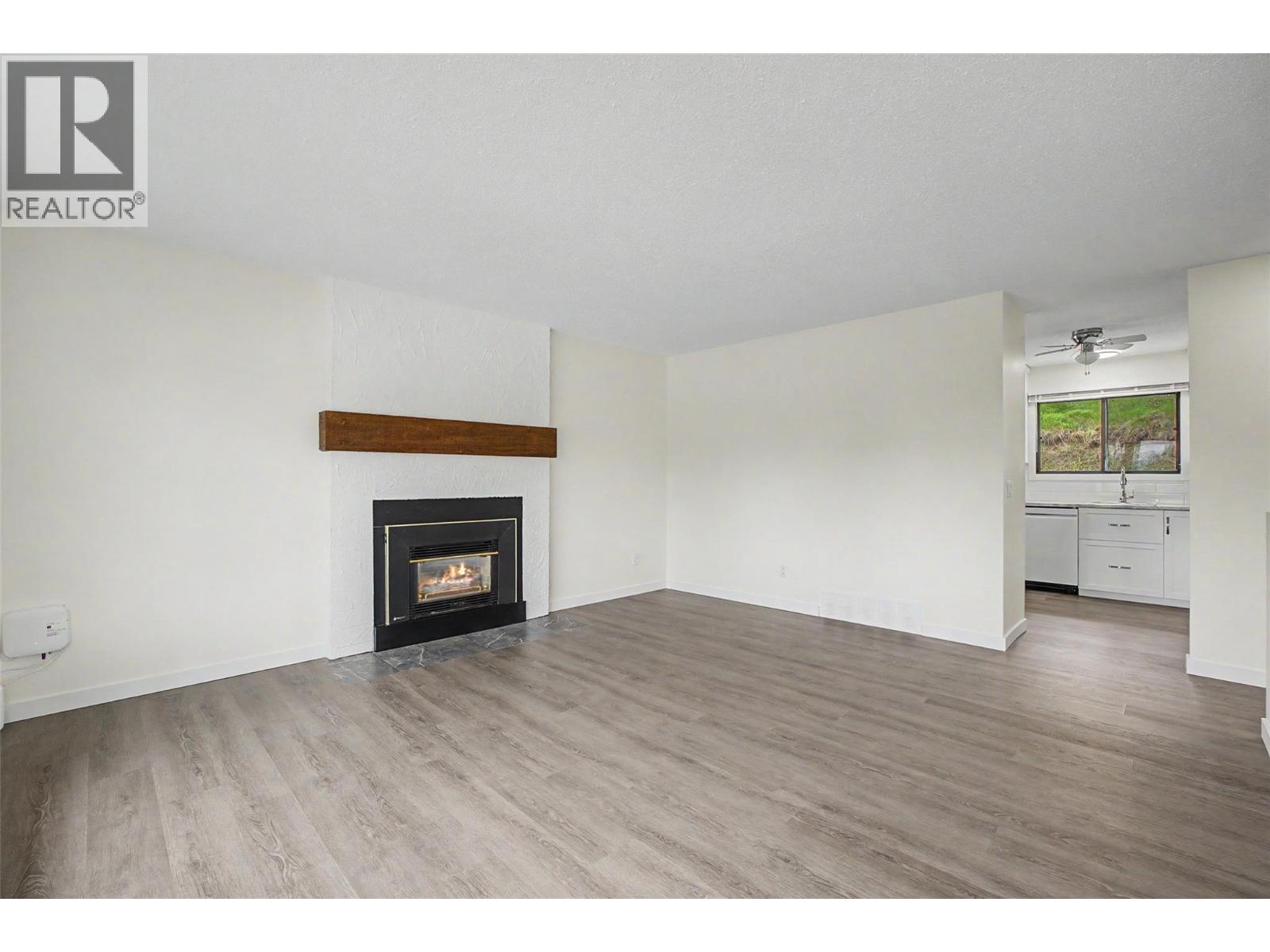 1963 Harrison Way, Kamloops, British Columbia  V1S 1M8 - Photo 6 - 10389009