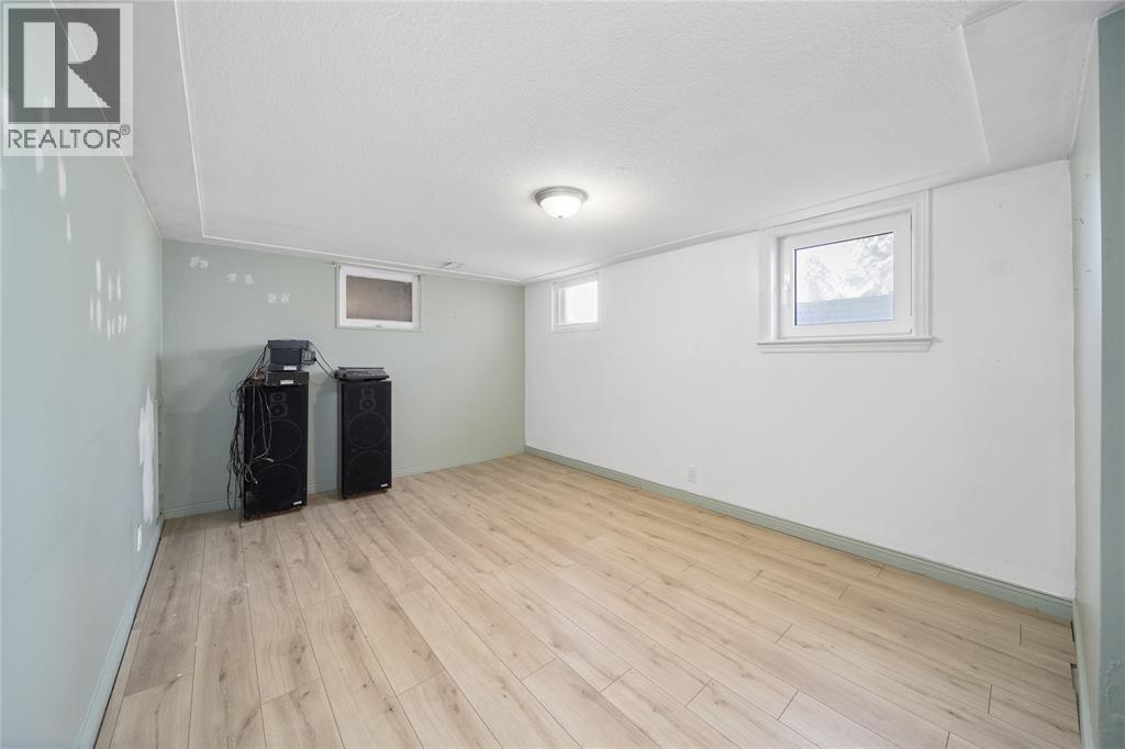 236 Paget Street, St Clair, Ontario  N0N 1G0 - Photo 19 - 26020023