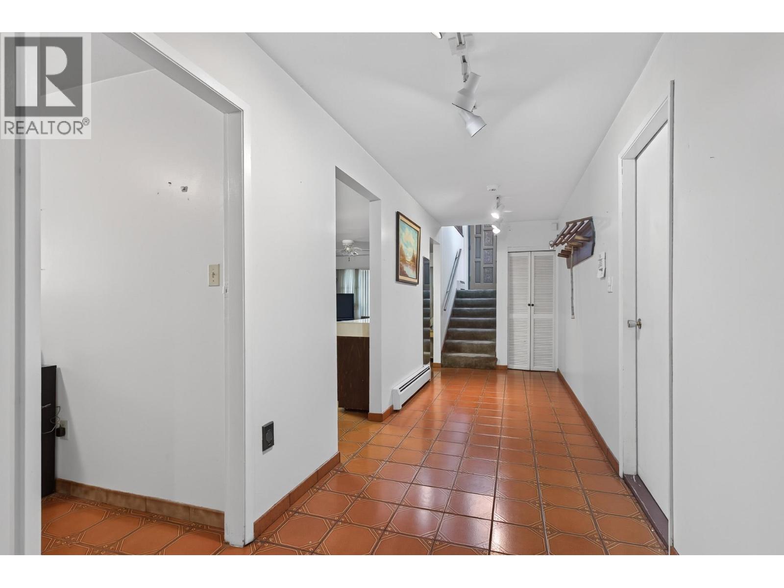 5618 Lancaster Street, Vancouver, British Columbia V5R 4A5 - Photo 24 - R3156066