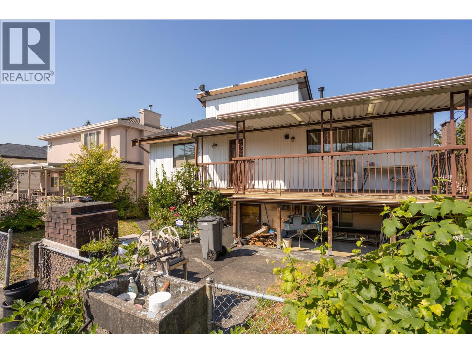 5618 Lancaster Street, Vancouver, British Columbia V5R 4A5 - Photo 32 - R3156066