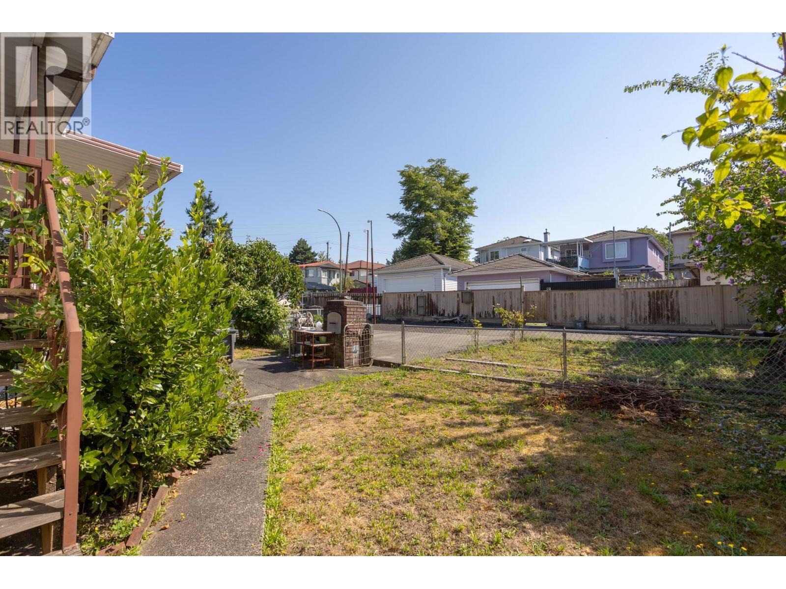 5618 Lancaster Street, Vancouver, British Columbia V5R 4A5 - Photo 33 - R3156066