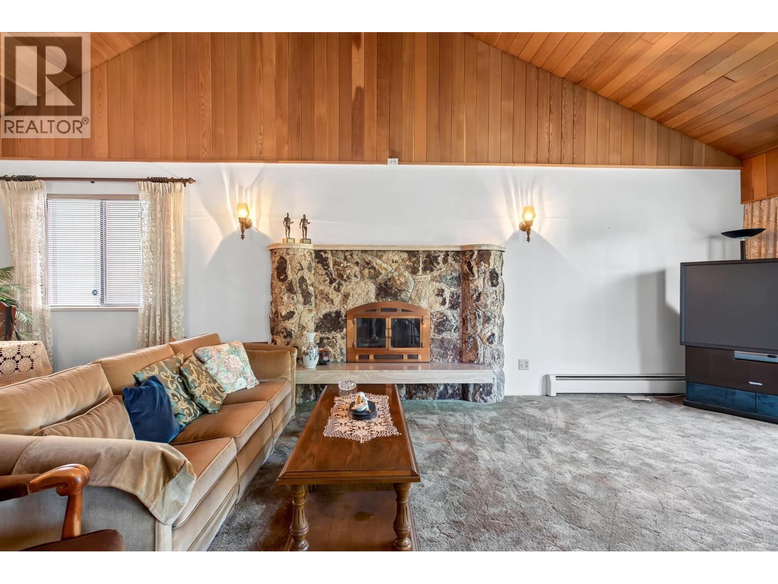 5618 Lancaster Street, Vancouver, British Columbia V5R 4A5 - Photo 8 - R3156066
