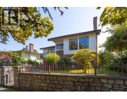 5618 LANCASTER STREET, Vancouver, British Columbia