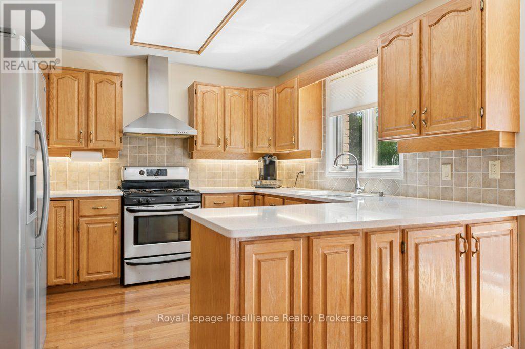 14 Parker Drive, Quinte West, Ontario  K8V 6M9 - Photo 12 - X13683112